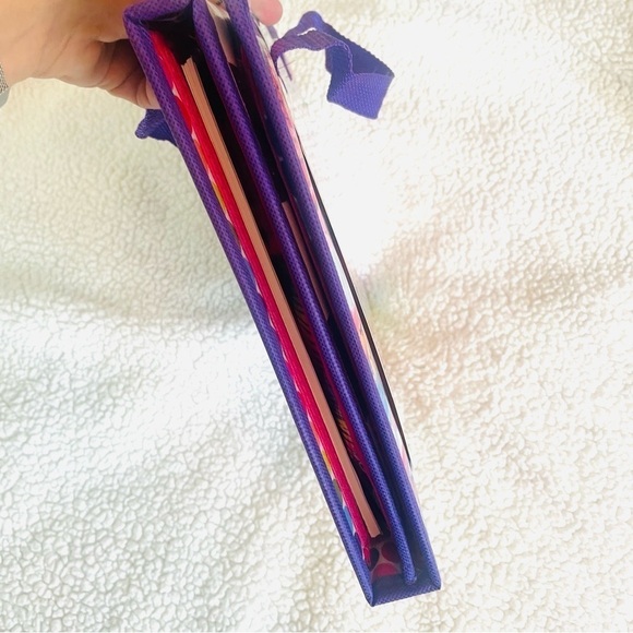 NWT Lisa Frank Coloring & Activity Set with Fold Out Storage Case + 600 Stickers - Picture 5 of 16